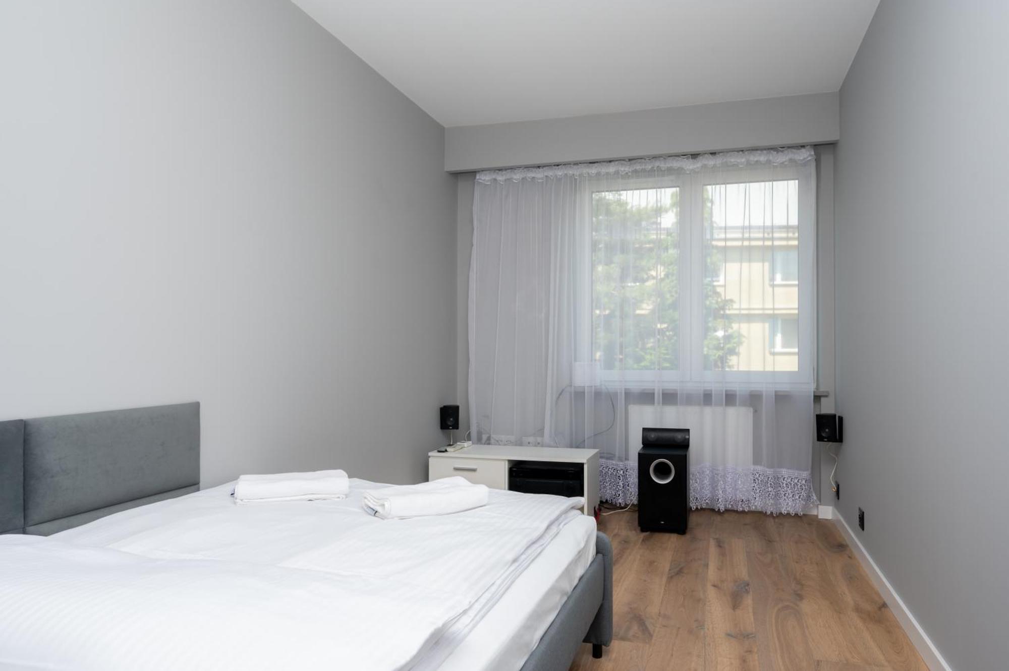 Rentplanet - Apartament Kasztelanska Cracovia Exterior foto